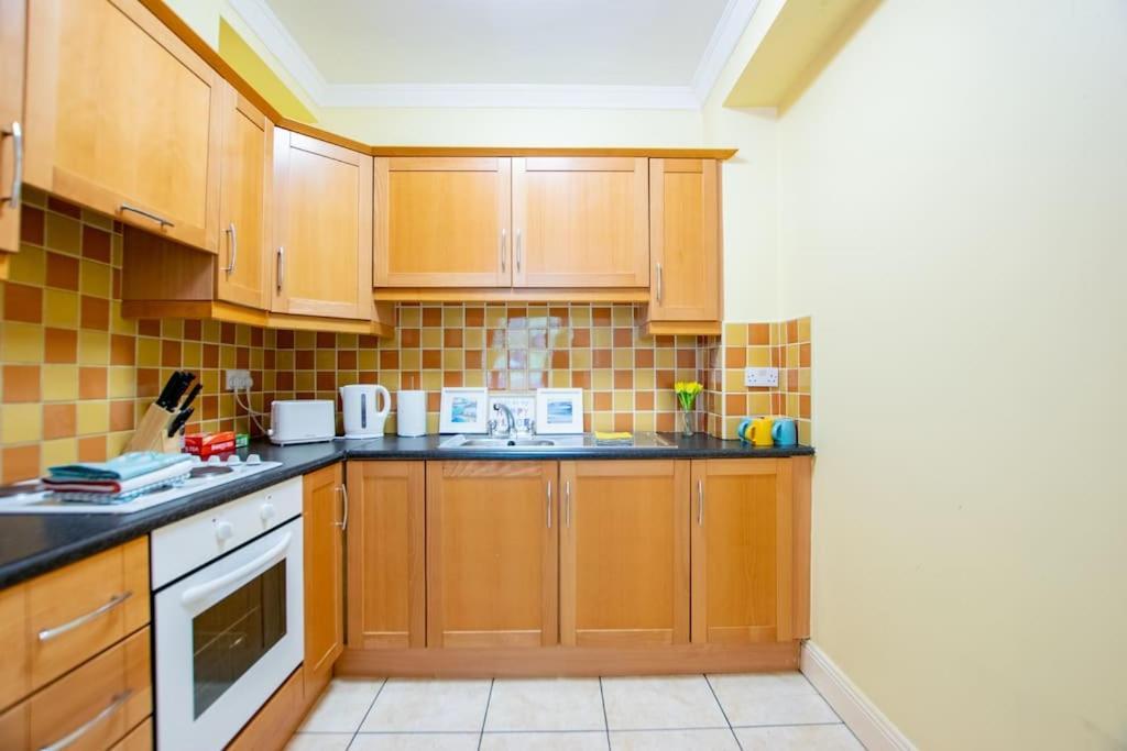 Apartamento 131 - Spacious 2 Bed Apt With Parking Galway Exterior foto